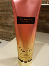 Carregar imagem no visualizador da galeria, Victoria&#39;s Secret Loção Hidratante Sheer Love 236 ml